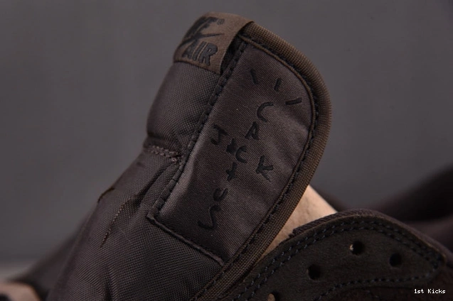 OG Velvet Brown Travis x Scott DM7866-202 Air Jordan Low 1 0718